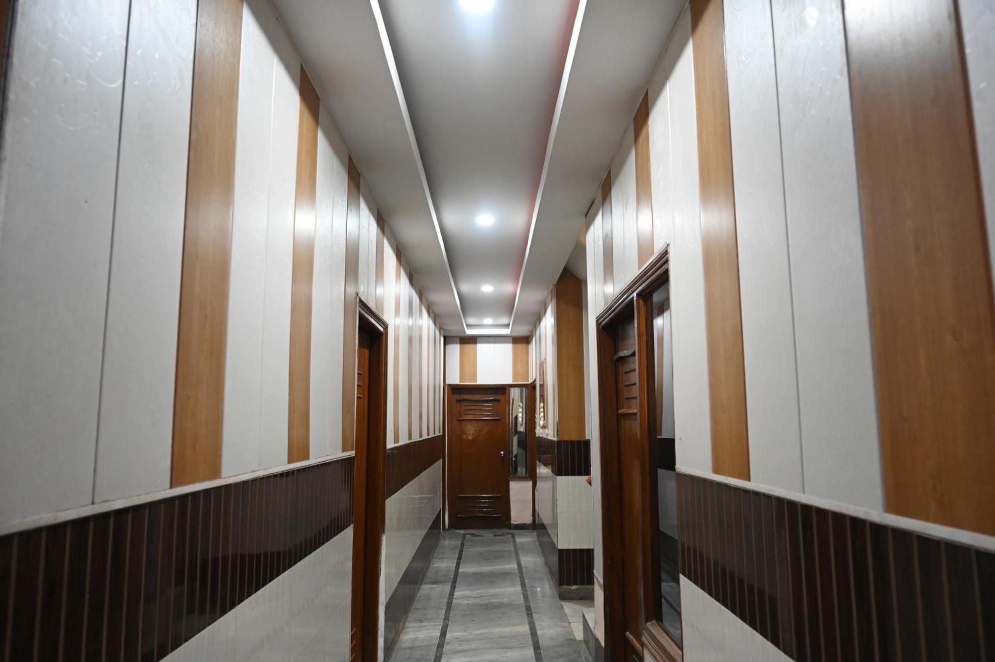 Hotel Sunrise Chandigarh Exterior photo